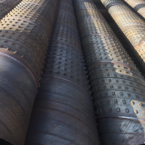 来宾孔式滤水管的材质选择